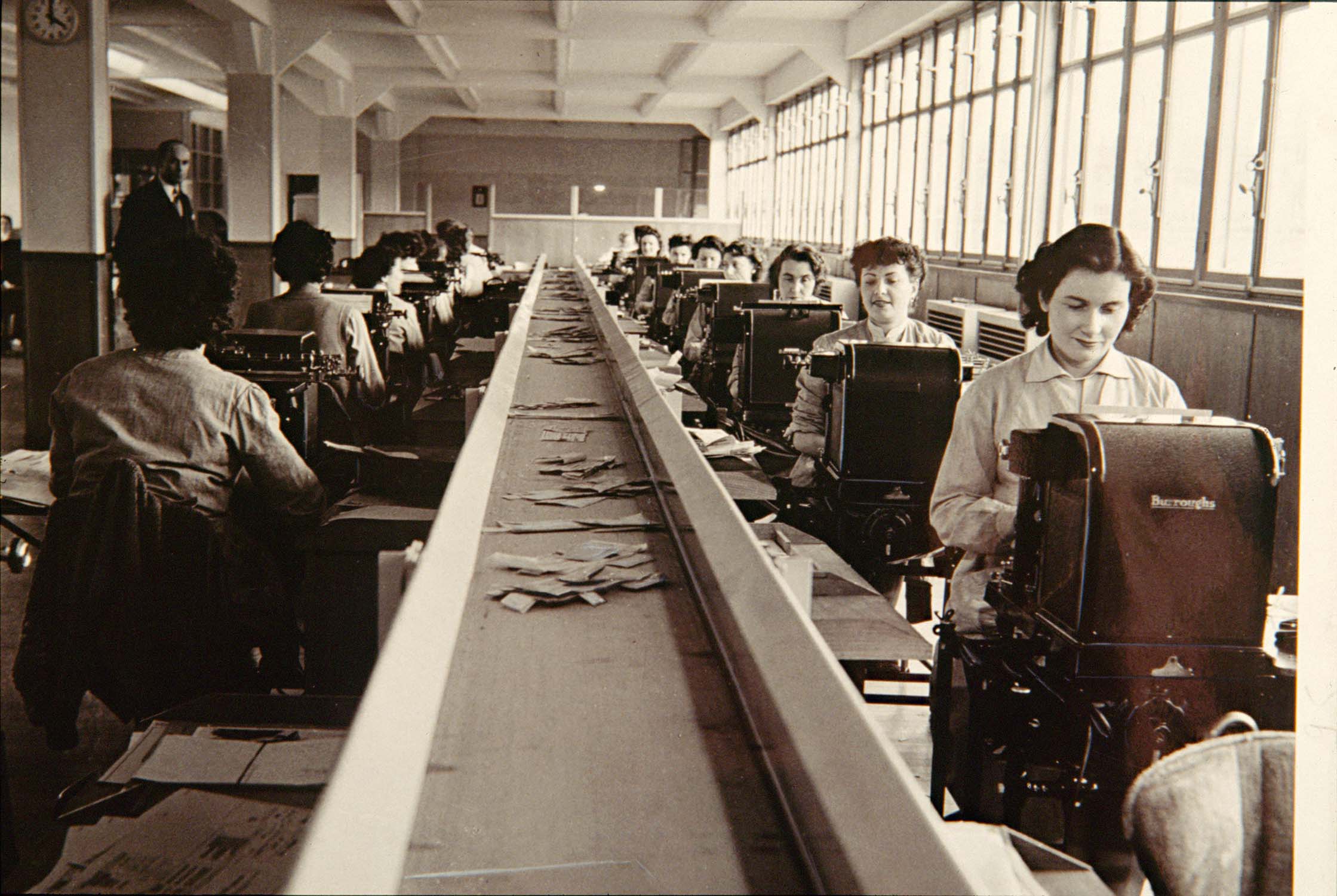 Barbès, portfolio service – BNP Paribas Historical Collections