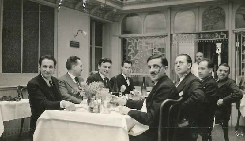 Emile Auguste at a lunch with his gold market department collaegues, around 1930 - BNP Historical Archives, Restouble - Chabrol Collection