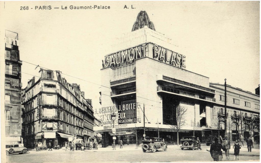 The new Gaumont Palace, inaugurated in 1931 - BNP Paribas Historical Archives