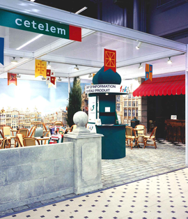 Stand du Cetelem au Salon du meuble en 1995 - Archives historiques BNP Paribas