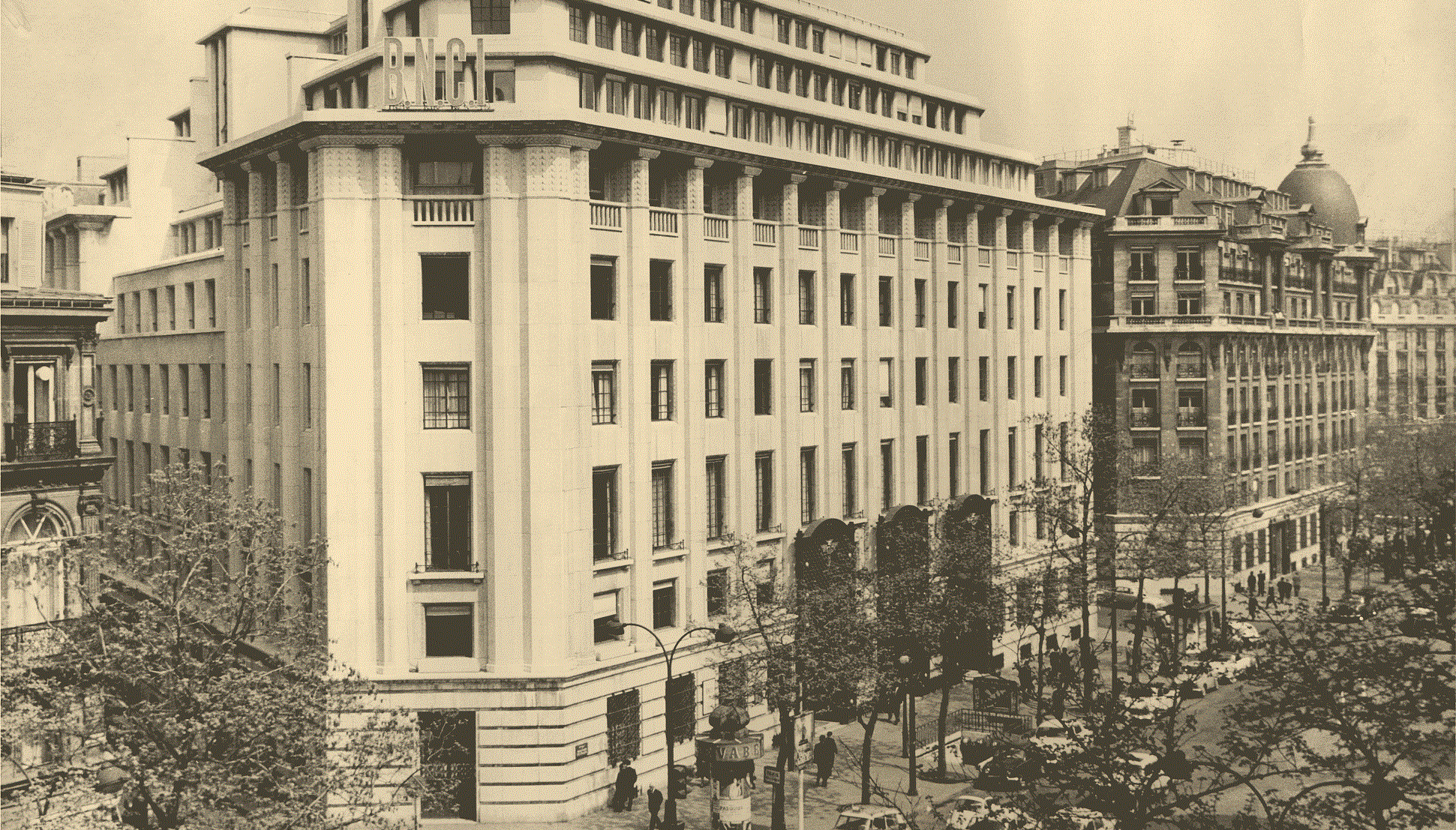 Art Deco headquarters on the boulevard des Italiens