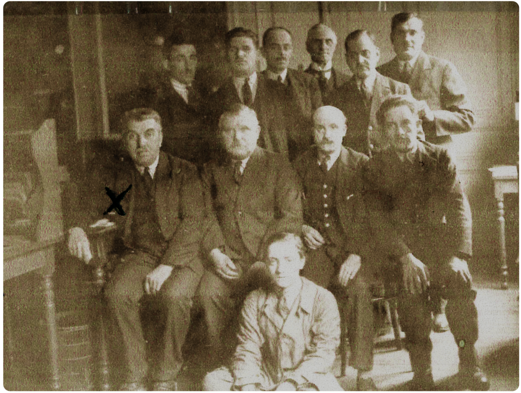 Emile Restouble Et Ses Collegues Avant 1936 Scaled